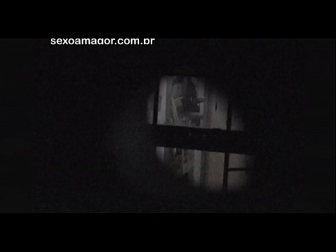 ❤️ Si Blondie ay lihim na nakunan ng video ng isang voyeur ng kapitbahayan na nakatago sa likod ng mga guwang na brick Fuck video sa amin tl.hentaizm.ru ❌️❤